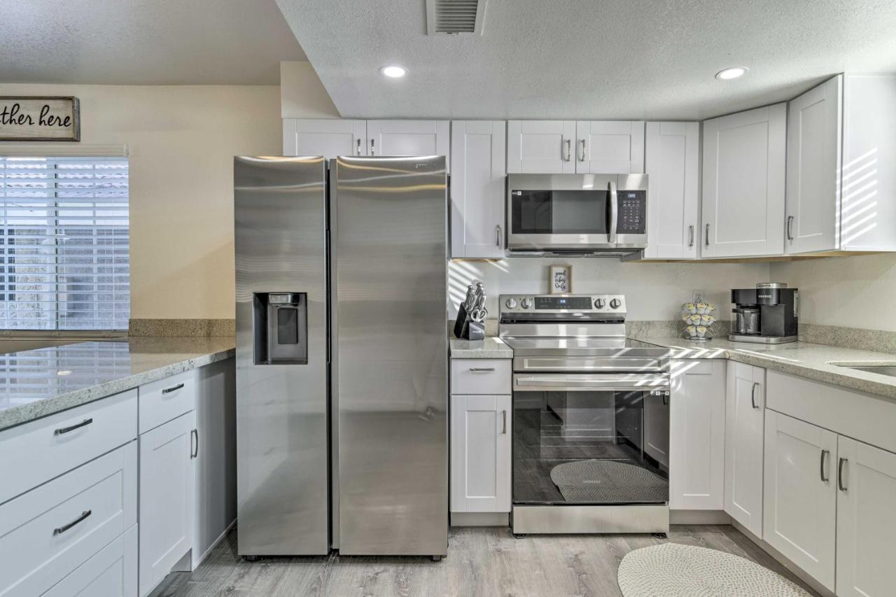 Downtown Gilbert Condo With Screened Porch! エクステリア 写真