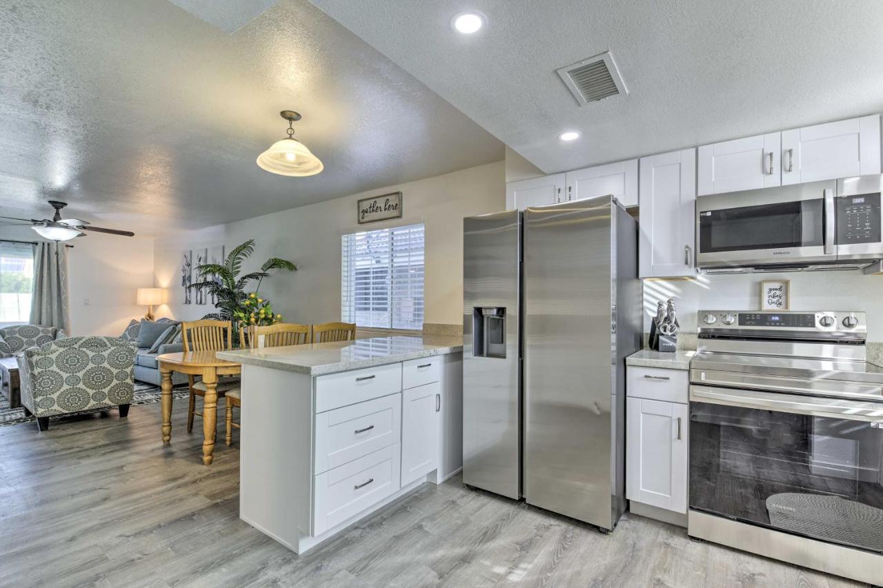 Downtown Gilbert Condo With Screened Porch! エクステリア 写真